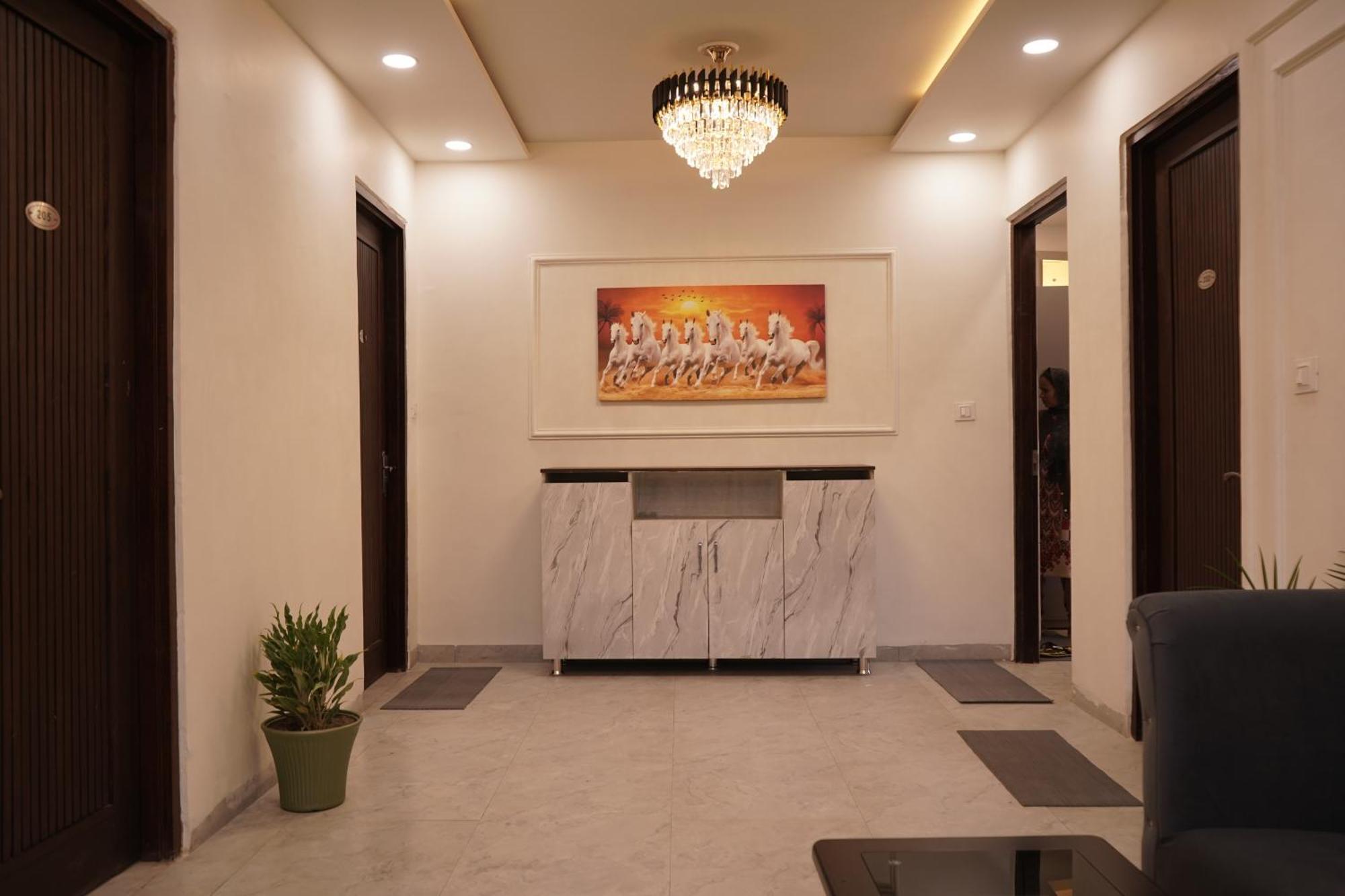 The Grand View Hotel Baijnath Bagian luar foto